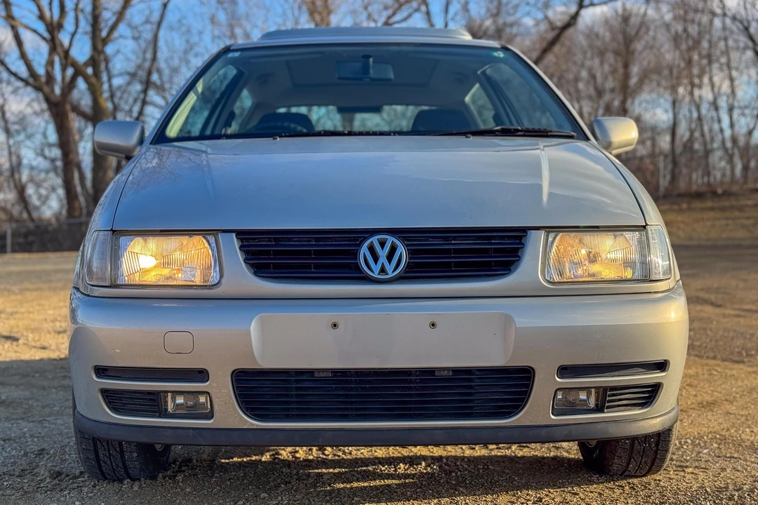 1999 Volkswagen Polo - Image 2 of 31