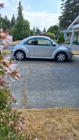 1999 Volkswagen New Beetle - Image 2 of 8