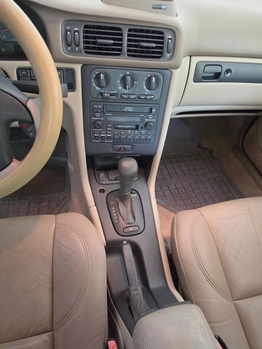 1999 Volvo C70 1st Gen - Image 18 of 20