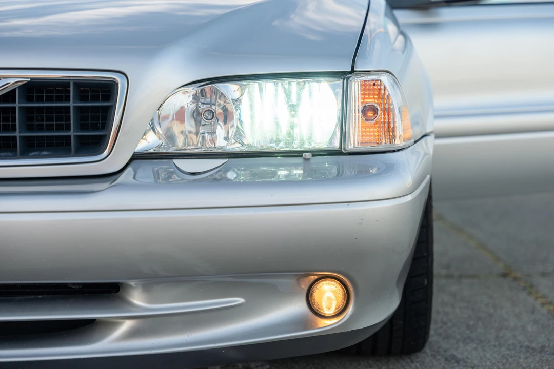 1999 Volvo C70 1st Gen - Image 23 of 31
