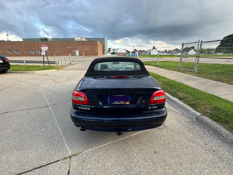 1999 Volvo C70 1st Gen - Image 9 of 20