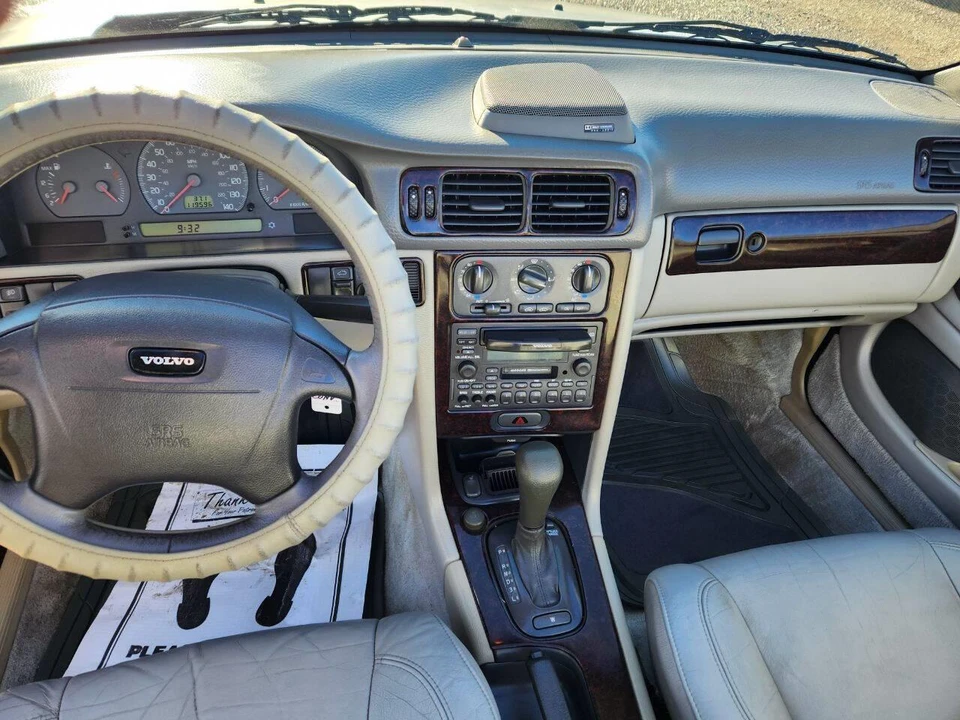 1999 Volvo C70 1st Gen - Image 22 of 31