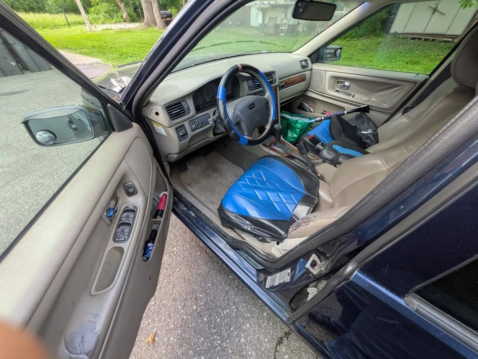 1999 Volvo S70 - Image 2 of 5