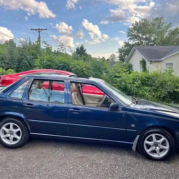 1999 Volvo S70 GLT Sedan 4D