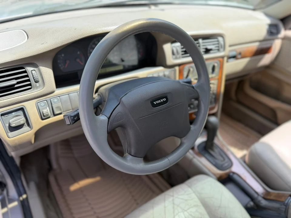 1999 Volvo S70 - Image 11 of 20