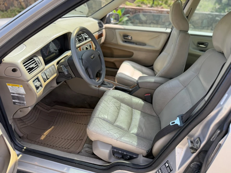 1999 Volvo S70 - Image 9 of 20