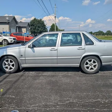 1999 Volvo S70