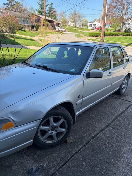 1999 Volvo S70 - Image 10 of 10