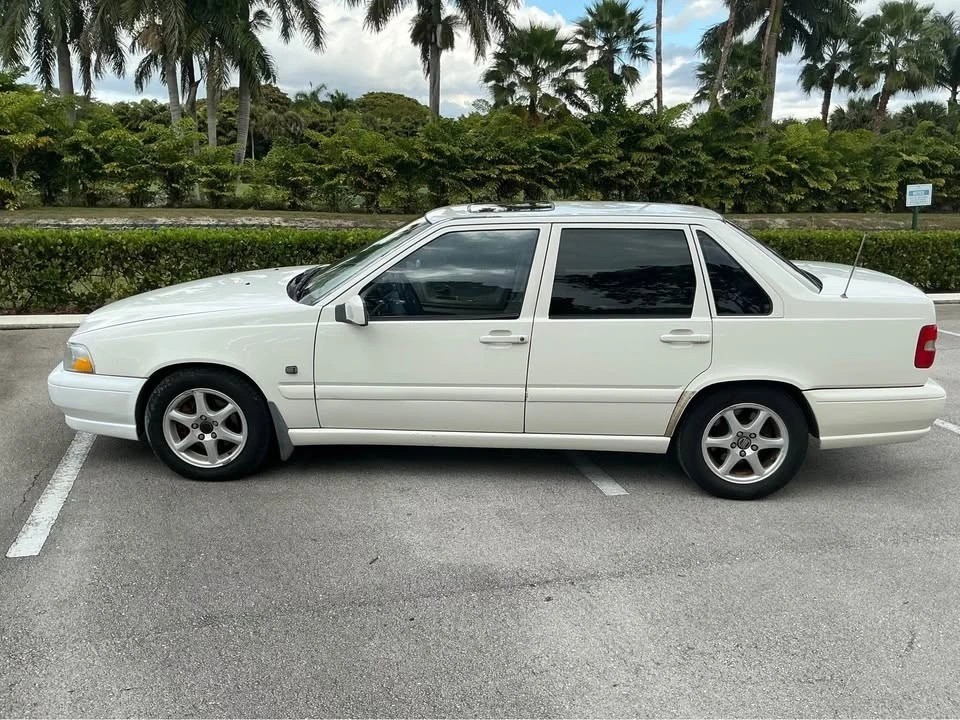 1999 Volvo S70 - Image 3 of 15