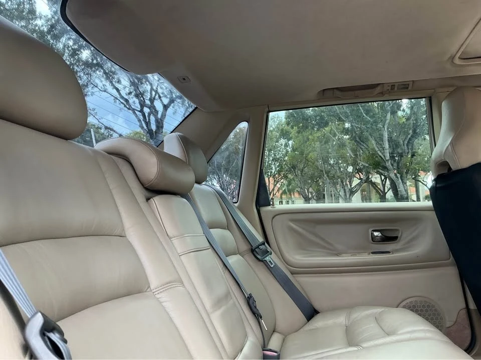 1999 Volvo S70 - Image 13 of 15