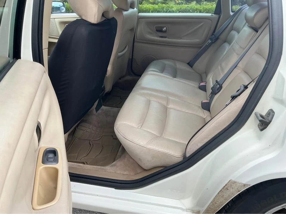 1999 Volvo S70 - Image 11 of 15