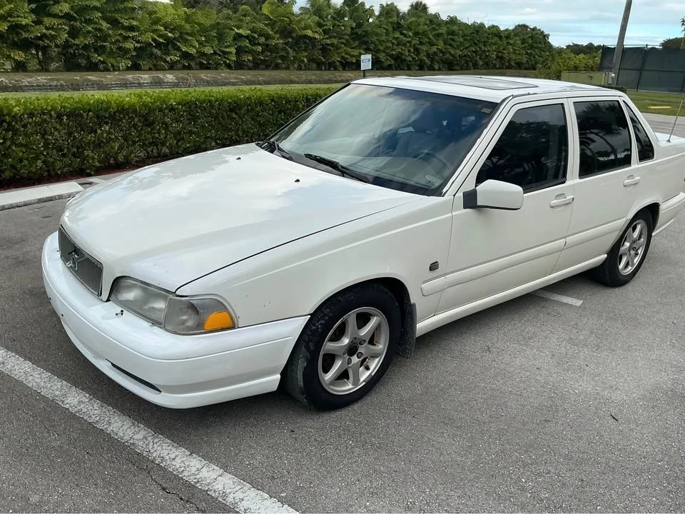 1999 Volvo S70 - Image 2 of 15