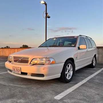 1999 Volvo V70 2.4 Wagon 4D