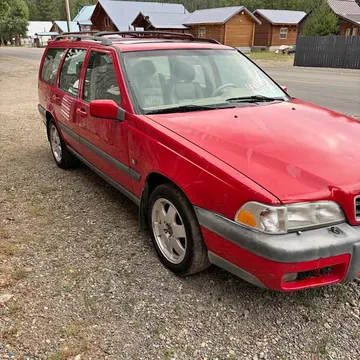 1999 Volvo V70 2.4T AWD Wagon
