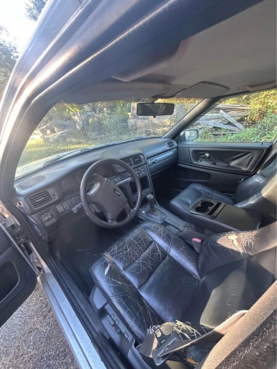 1999 Volvo V70 1st Gen - Image 2 of 4