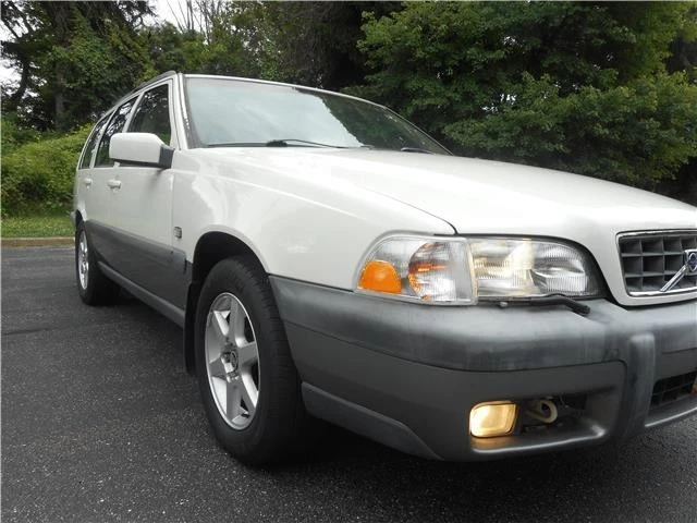 1999 Volvo V70 XC 1st Gen - Image 12 of 12