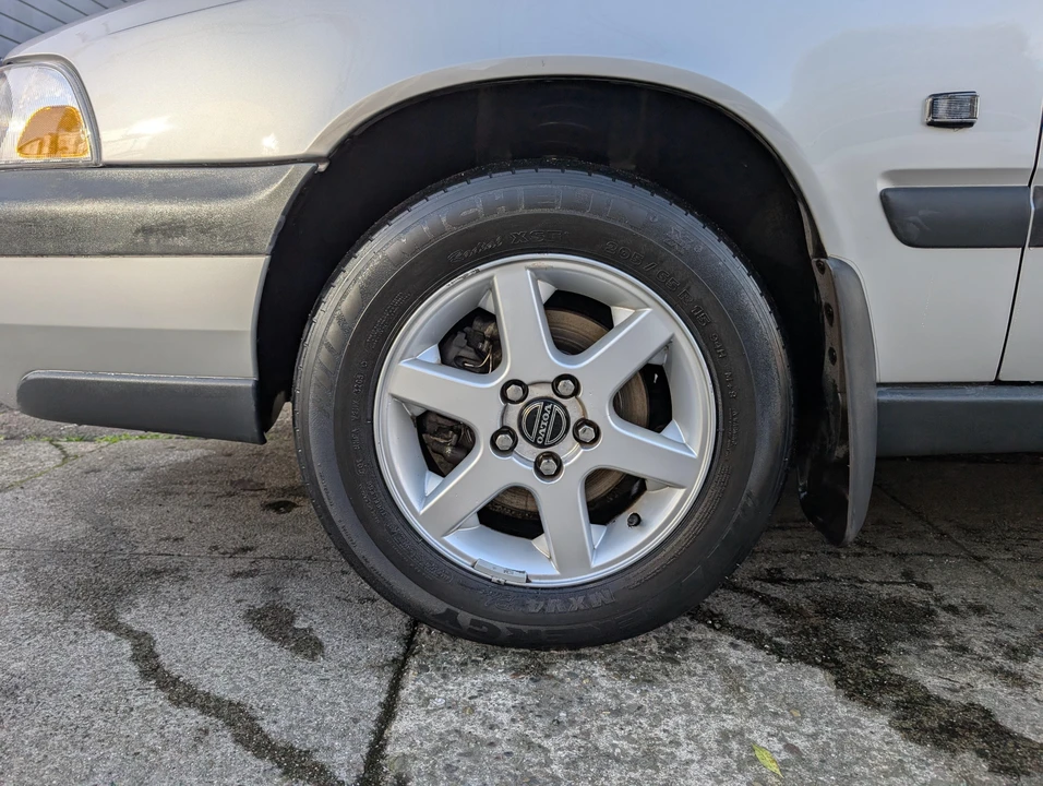 1999 Volvo V70 XC 1st Gen - Image 23 of 31