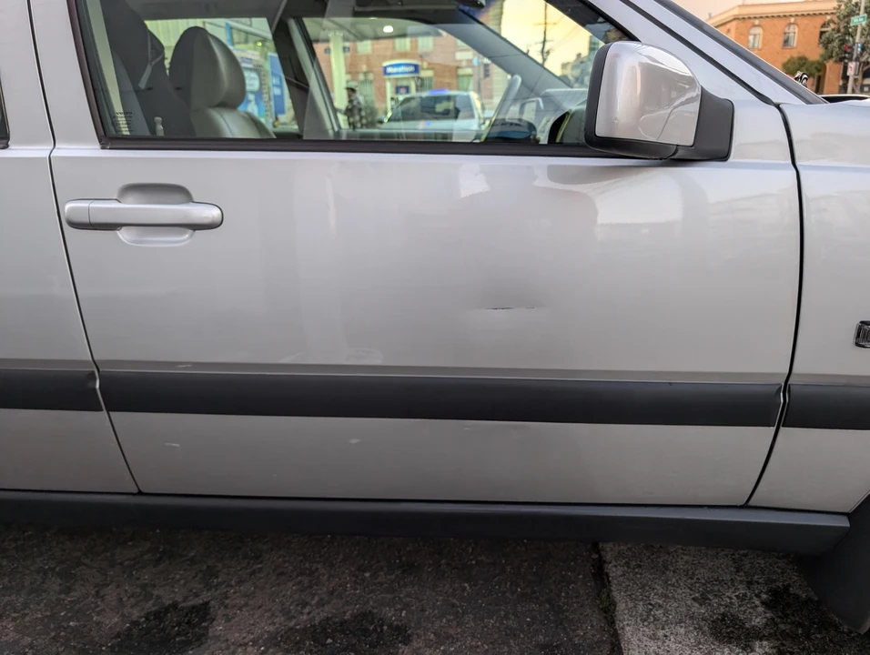 1999 Volvo V70 XC 1st Gen - Image 18 of 31