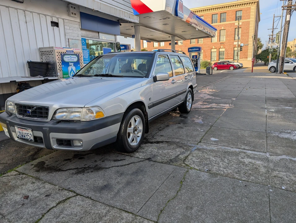 1999 Volvo V70 XC 1st Gen - Image 7 of 31