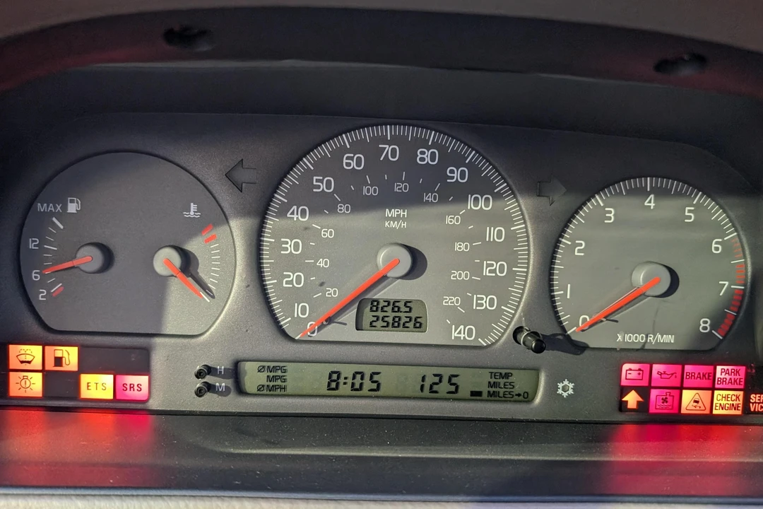 1999 Volvo V70 XC 1st Gen - Image 30 of 31