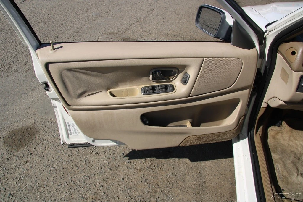 1999 Volvo V70 1st Gen - Image 11 of 21