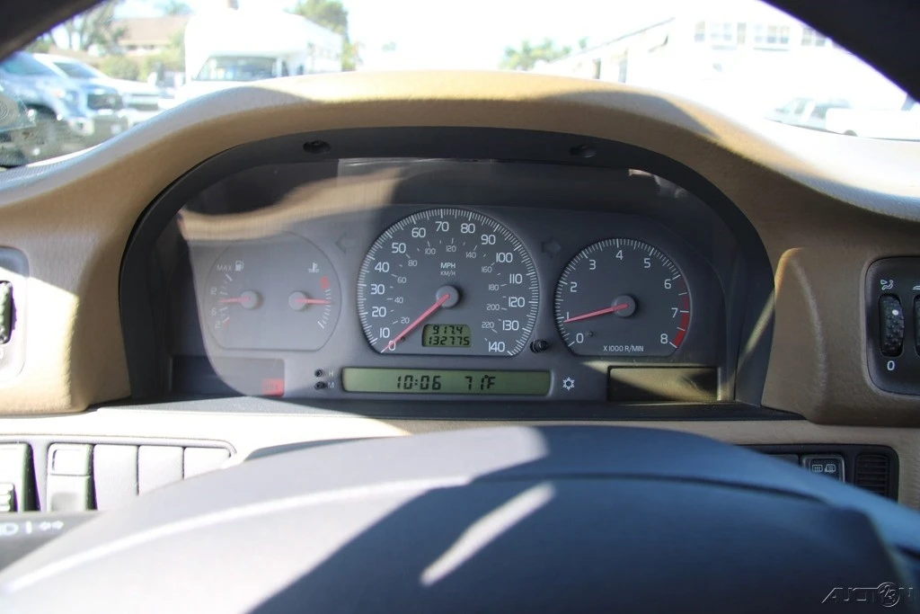 1999 Volvo V70 1st Gen - Image 14 of 21