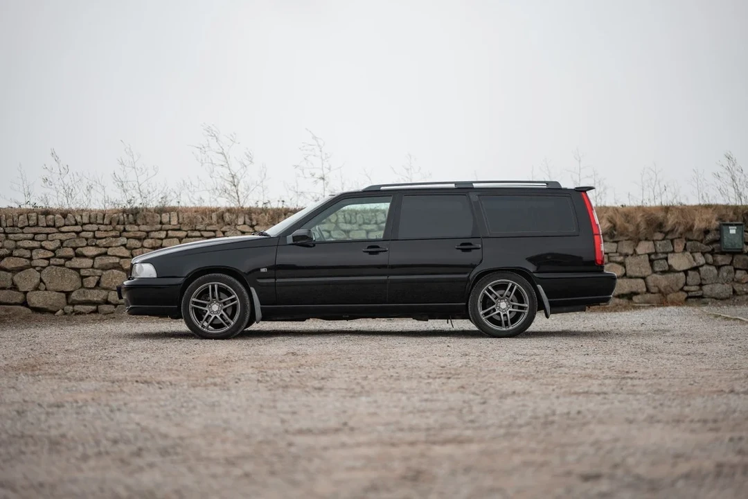 1999 Volvo V70 R 1st Gen - Image 4 of 30