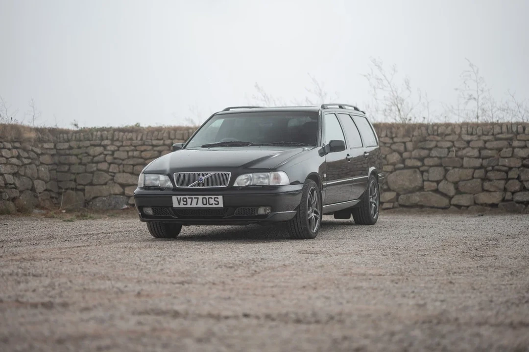 1999 Volvo V70 R 1st Gen - Image 23 of 30