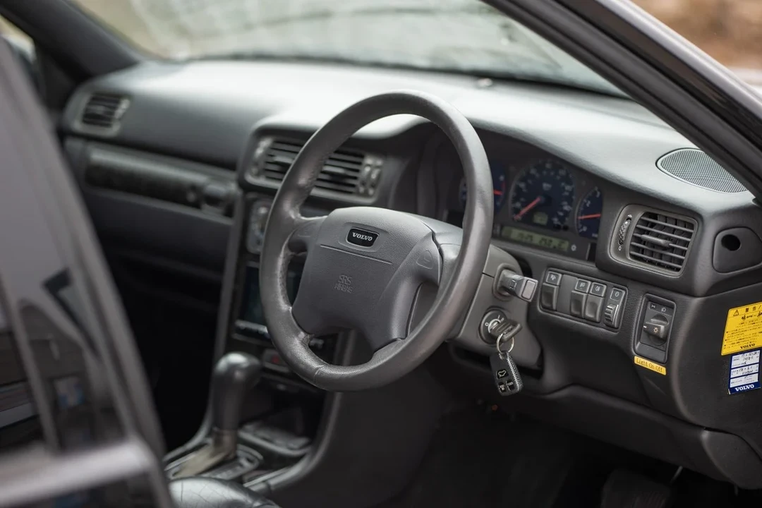 1999 Volvo V70 R 1st Gen - Image 27 of 30