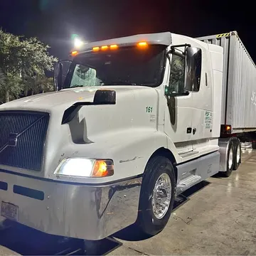 1999 Volvo VN