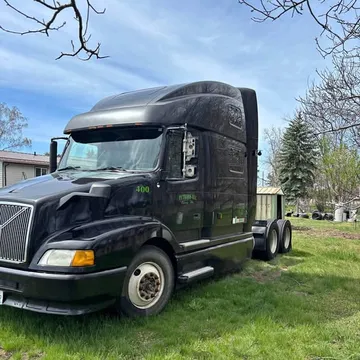 1999 Volvo VN