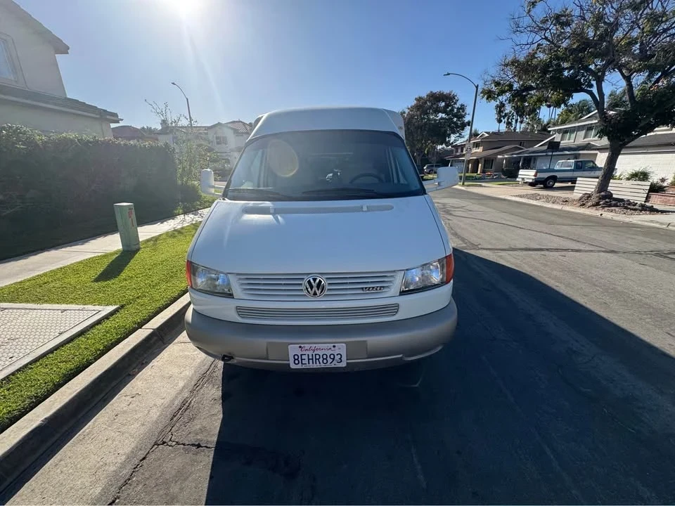 1999 Winnebago - Image 6 of 16