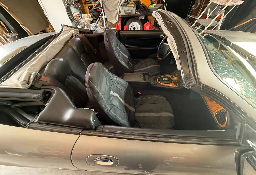 1999 Jaguar X100 XK8 - Image 4 of 6