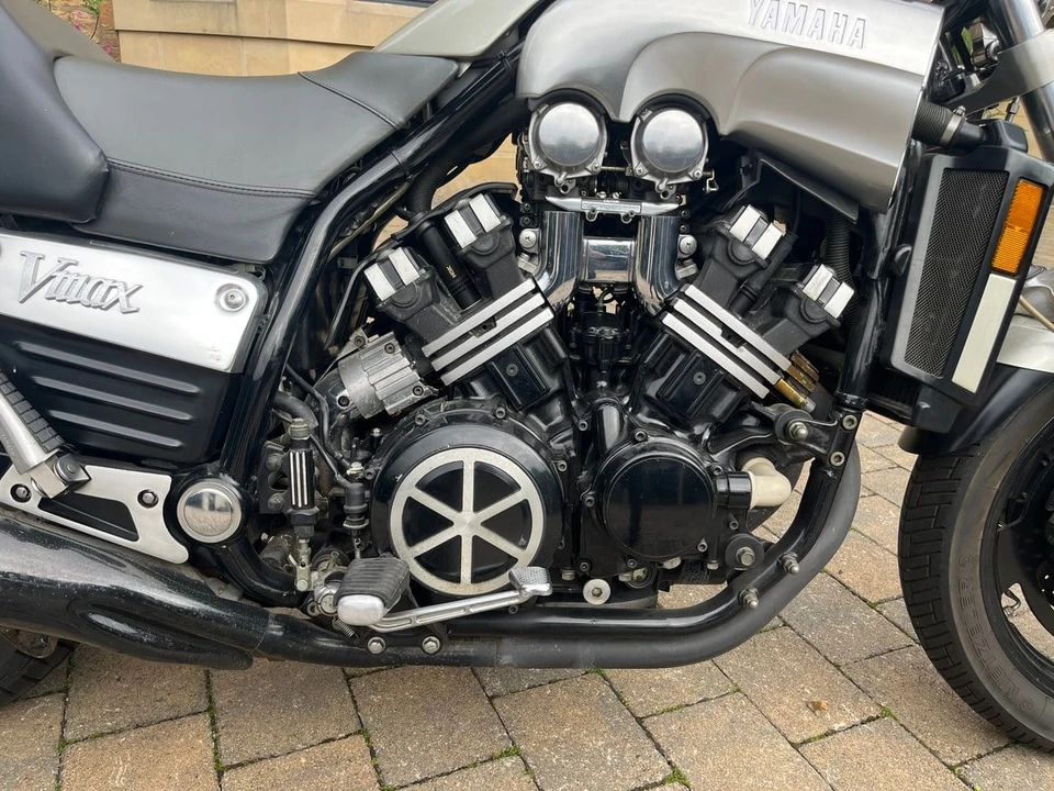 1999 Yamaha V-Max - Image 16 of 16