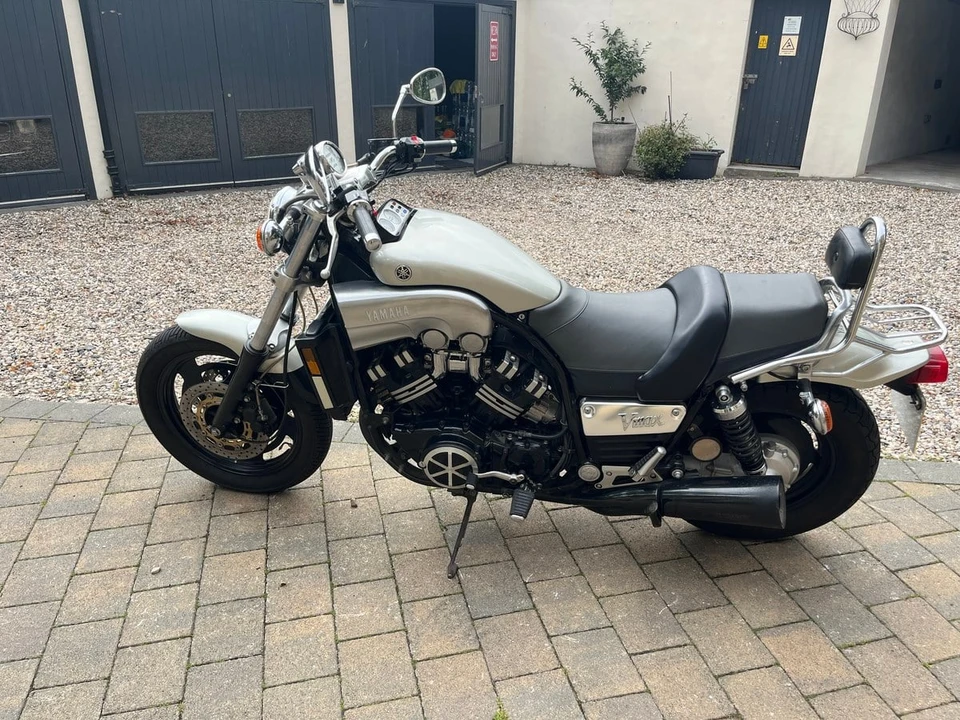 1999 Yamaha V-Max - Image 2 of 16