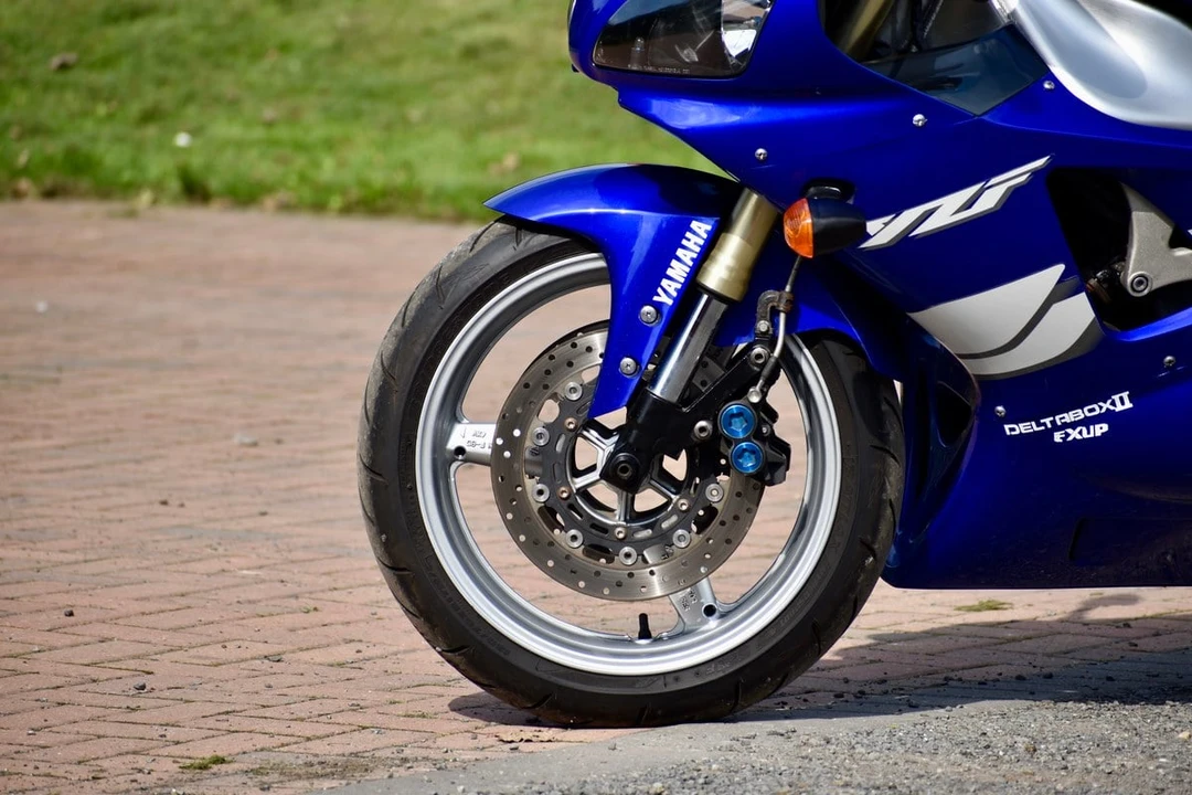 1999 Yamaha YZF - Image 25 of 30