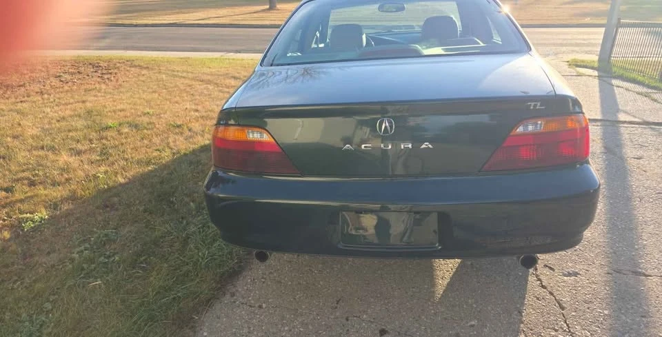 1999 Acura TL 2nd Gen - Image 8 of 8