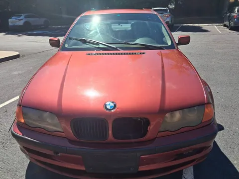 2000 BMW 323i