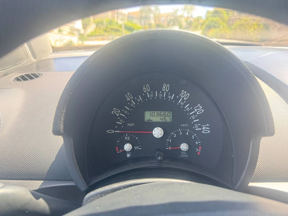 1999 Volkswagen New Beetle - Image 9 of 9
