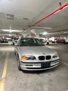 1999 BMW 323i