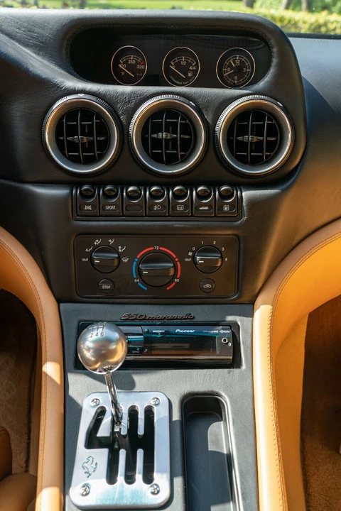 1999 Ferrari 550 Maranello - Image 6 of 11