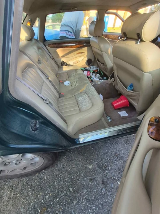 1999 Jaguar X308 XJ - Image 3 of 10
