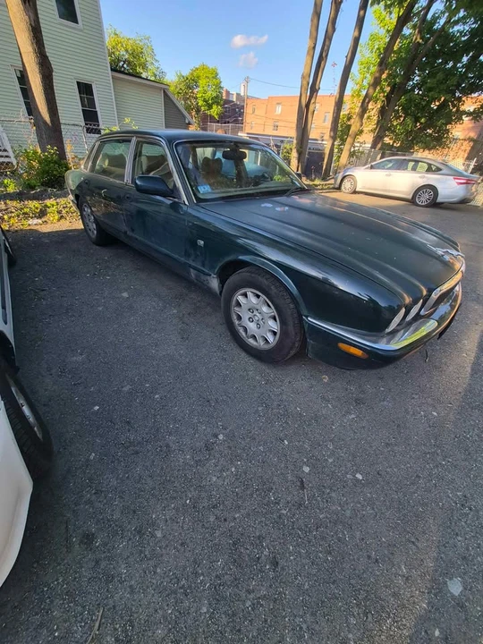 1999 Jaguar X308 XJ - Image 9 of 10