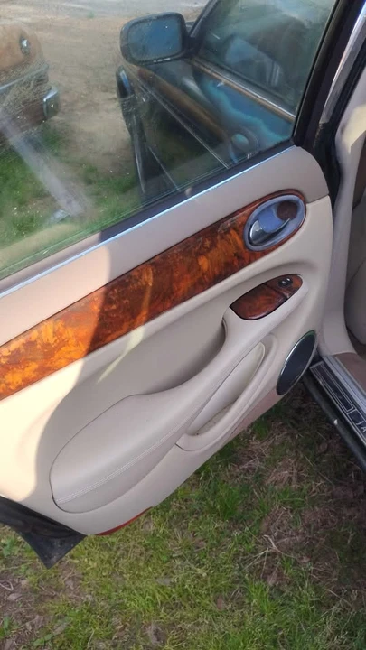 1999 Jaguar X308 XJ - Image 7 of 10