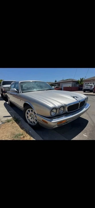 1999 Jaguar X308 XJ - Image 4 of 9