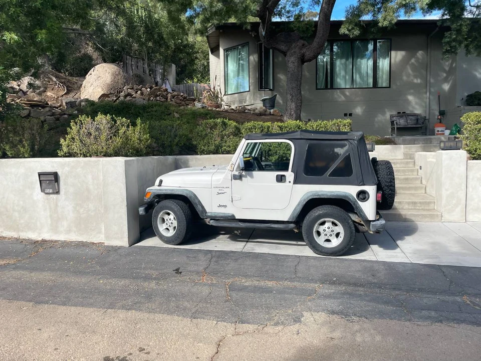 1999 Jeep TJ Wrangler - Image 2 of 10
