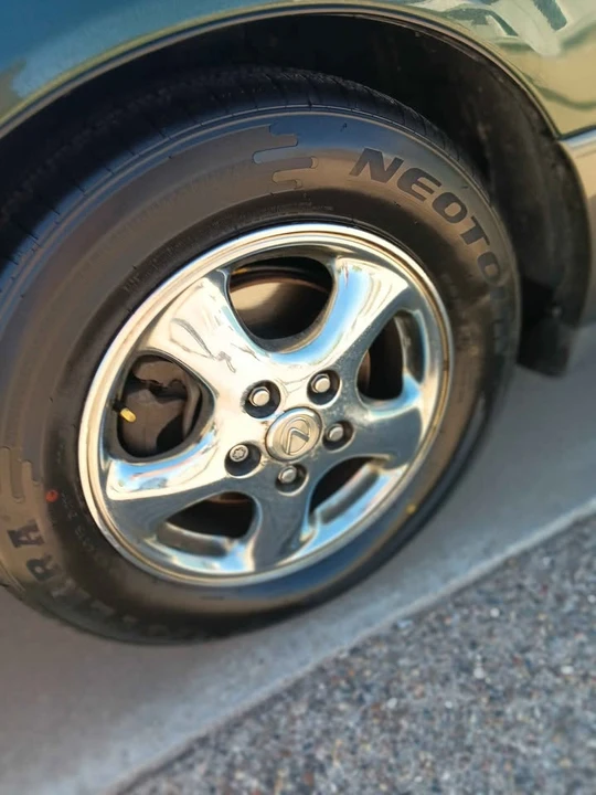 1999 Lexus ES 3rd Gen - Image 3 of 8