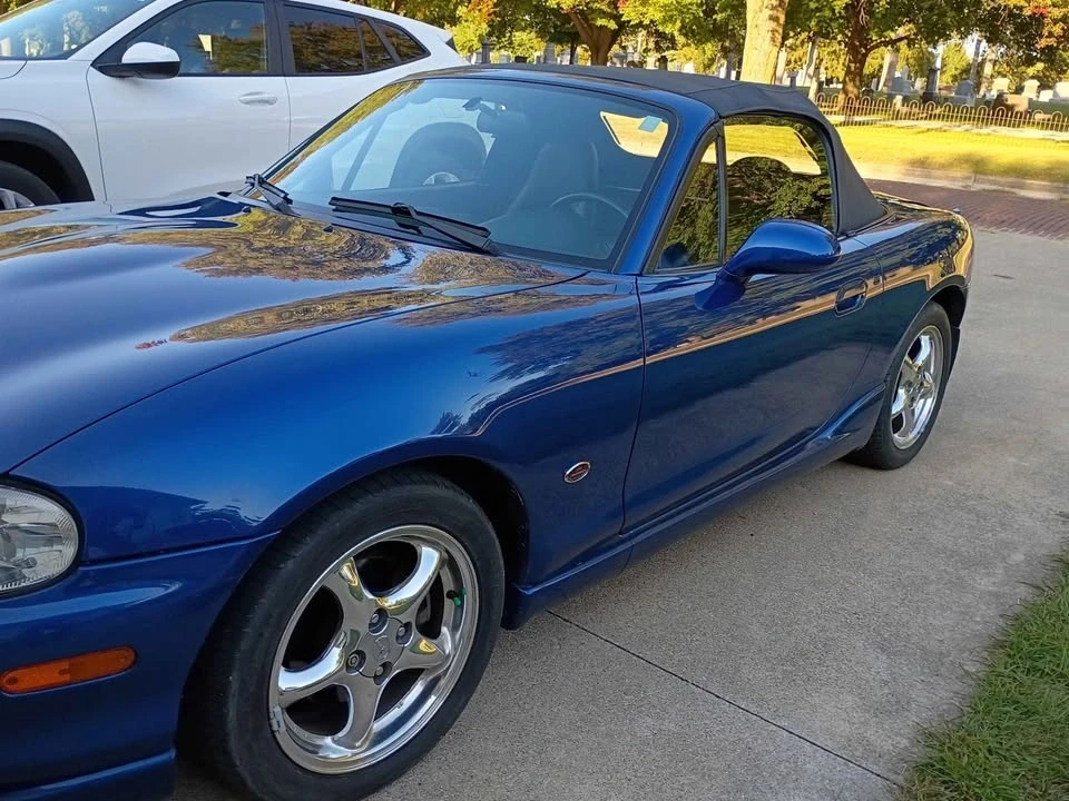 1999 Mazda NB MX-5 Miata - Image 4 of 8