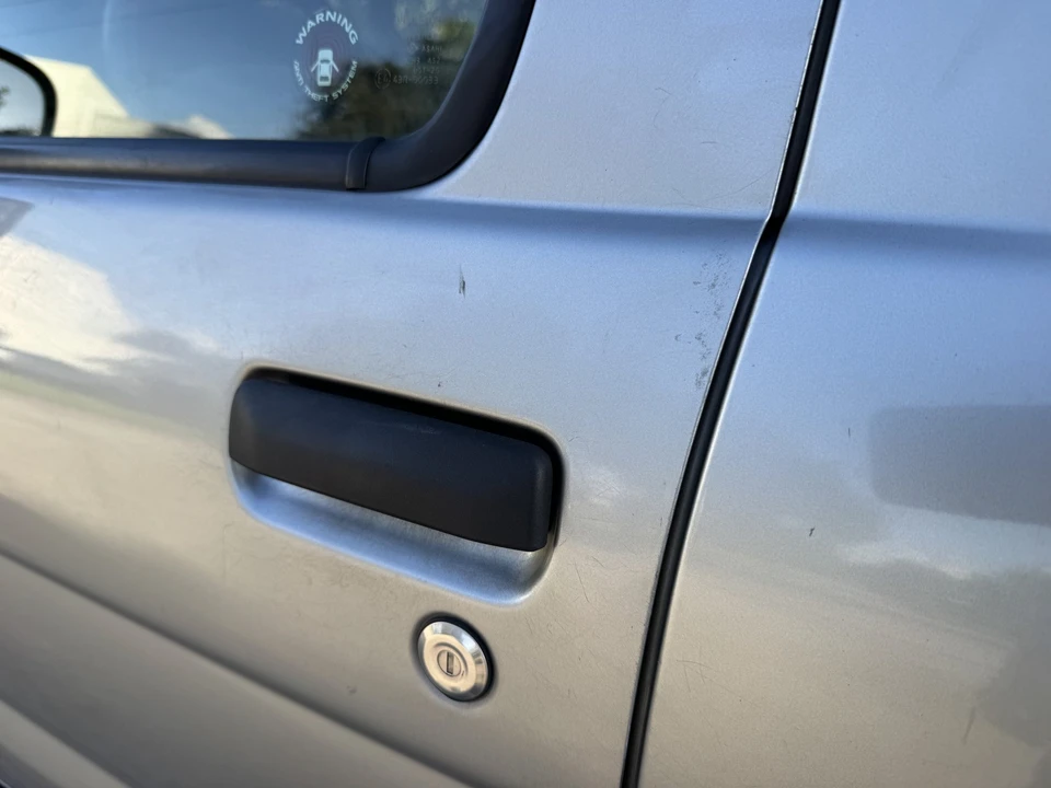 1999 Nissan Pathfinder 2nd Gen - Image 23 of 31