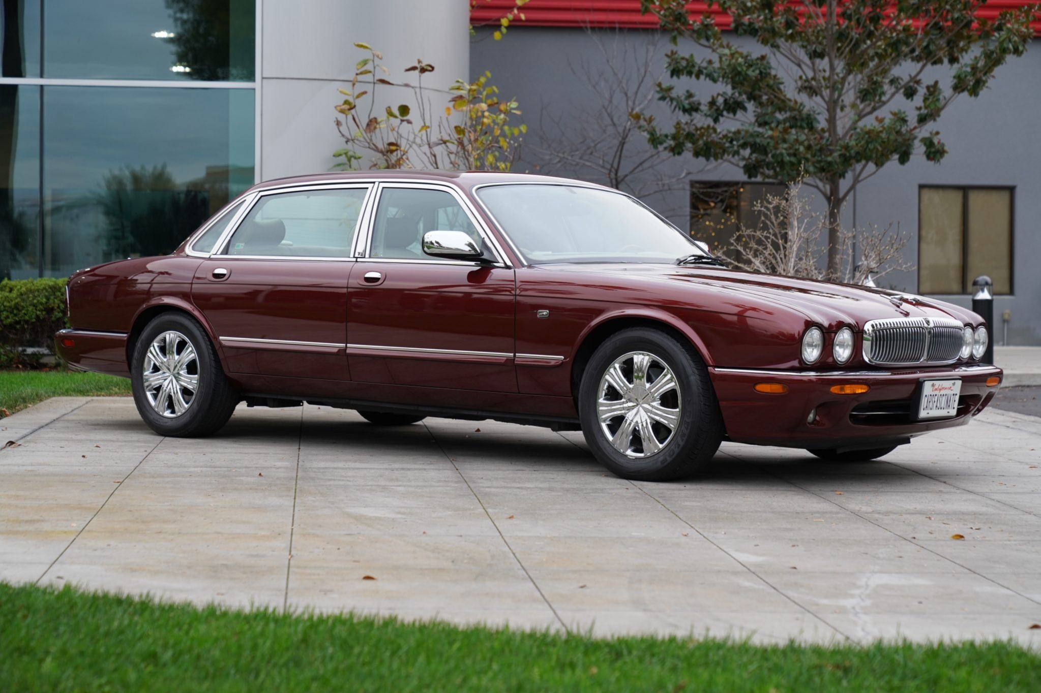39k-Mile 1999 Jaguar Vanden Plas